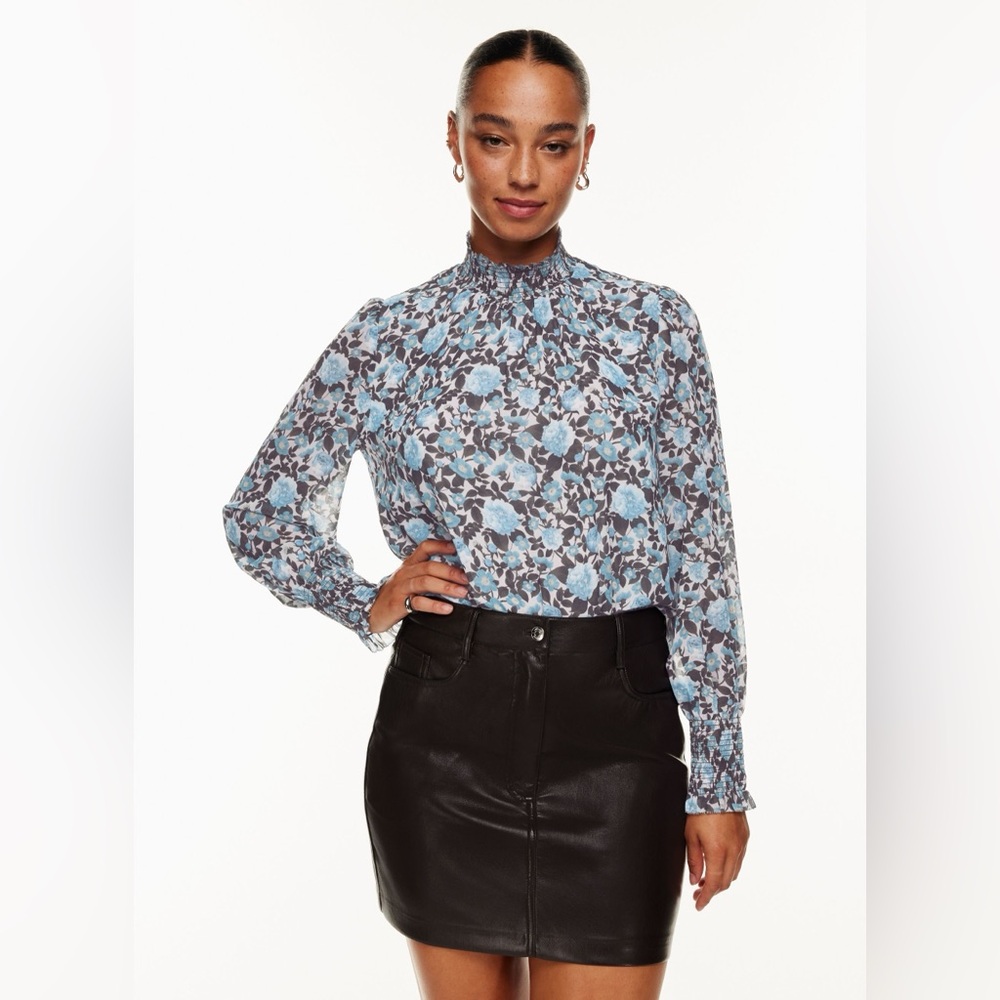 Wilfred Valencia blue purple mock neck puff sleeve floral blouse size medium